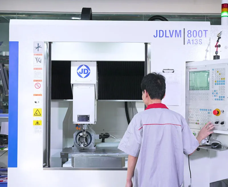 17394389885986861 - Machining equipment