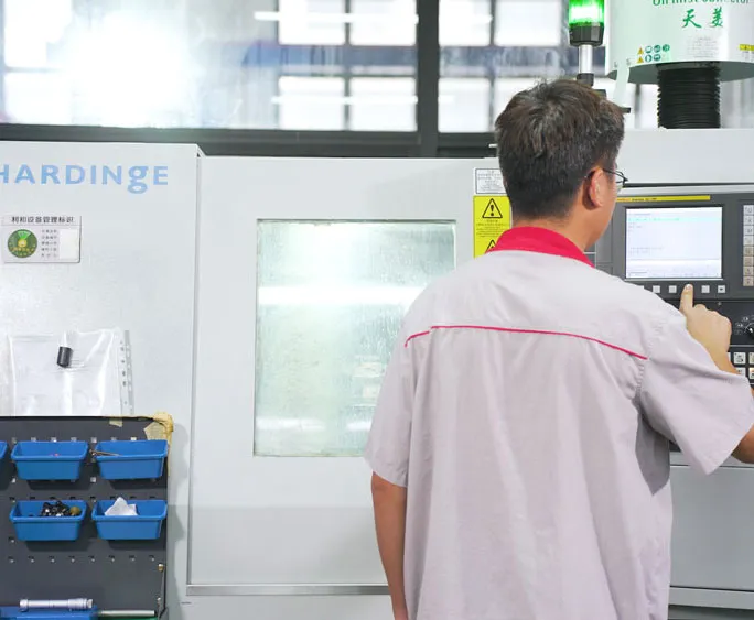 17394389889021699 - Machining equipment